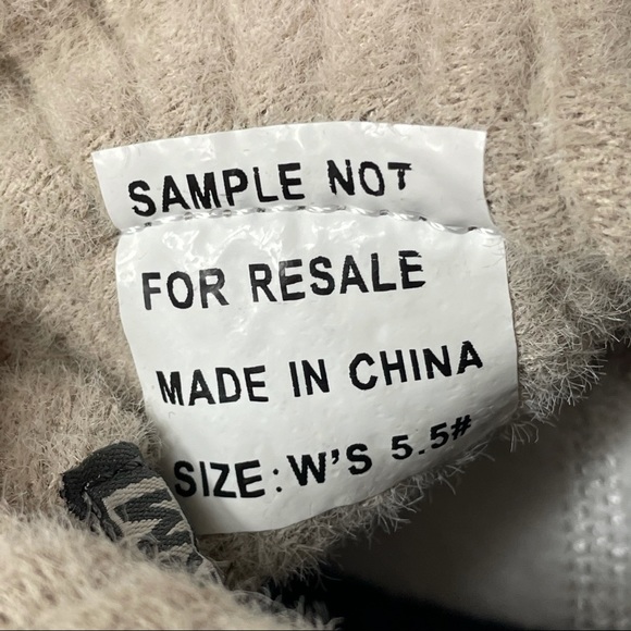 NWOT Merrell Warm Insulated Boots Sample Rare 5.5 - Picture 8 of 11